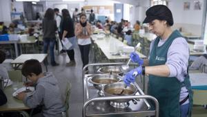 El Govern veta la brioixeria industrial i els refrescos ensucrats a les escoles