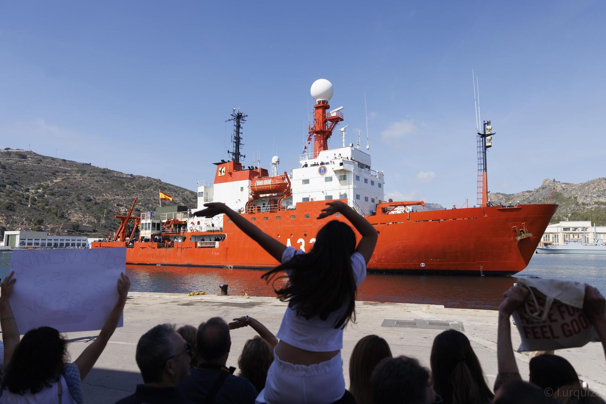 Llegada del Hespérides al puerto de Cartagena