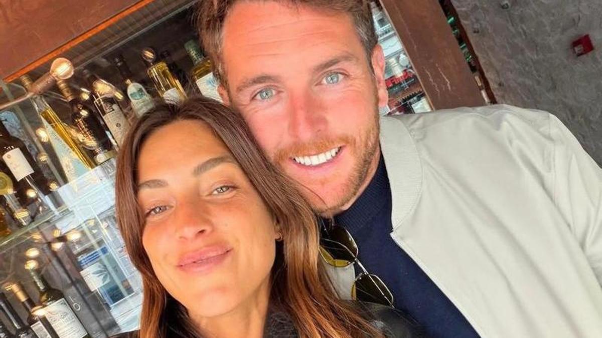 Ingrid Betancor, periodista e influencer canaria, junto a su marido Ibai Gómez