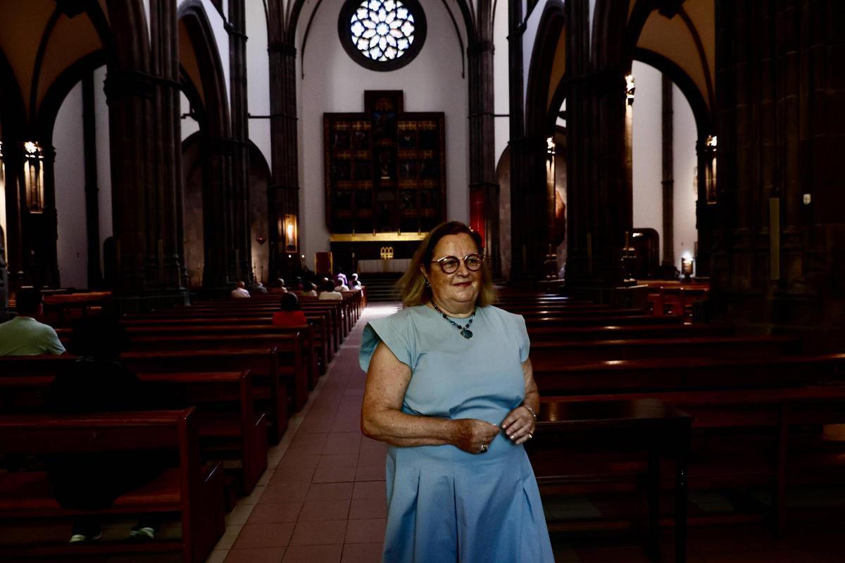 La misa de celebración por los 125 años de la iglesia gijonesa de San Lorenzo, en imágenes