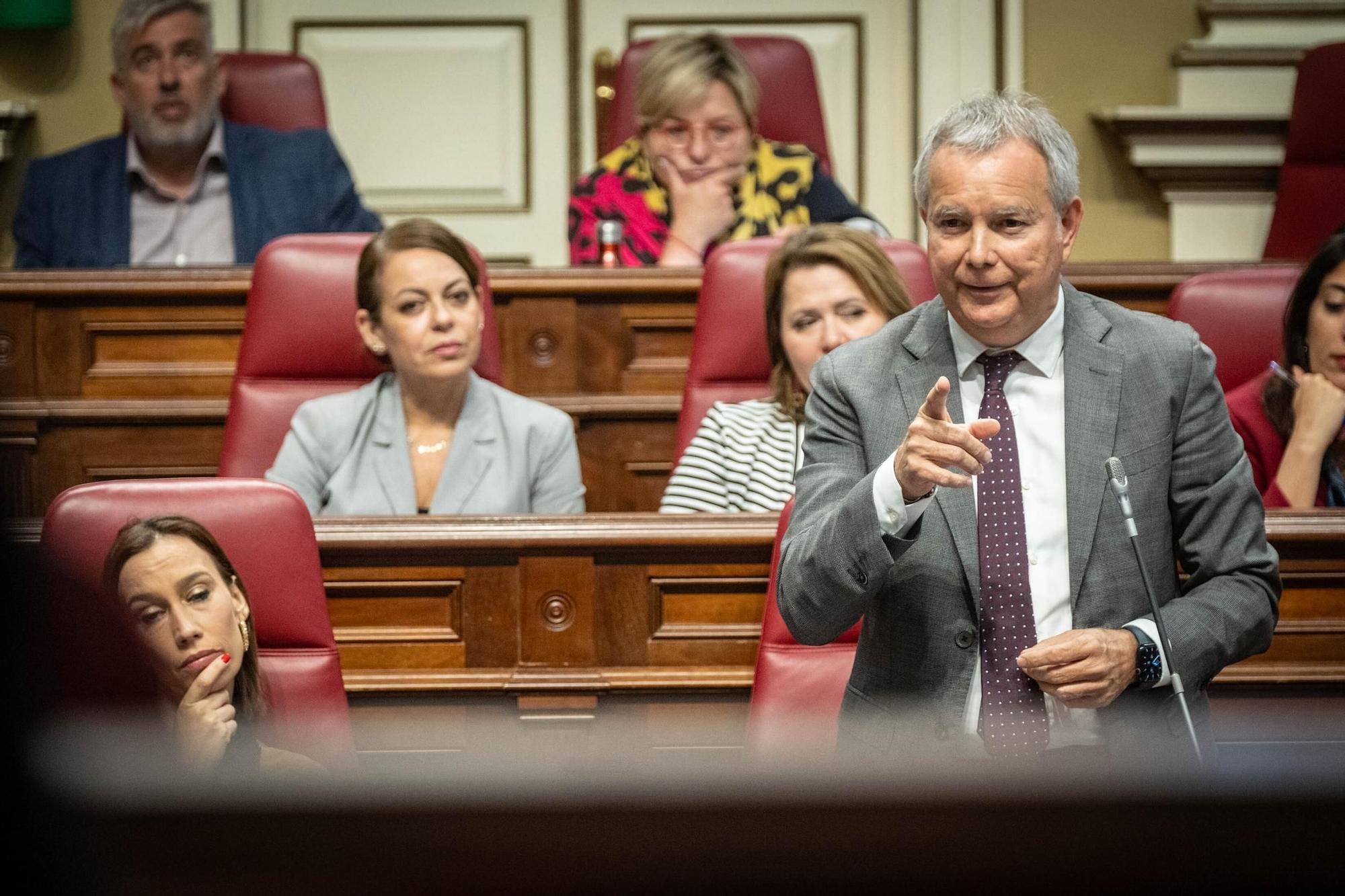 Pleno del Parlamento de Canairas (30/04/25)