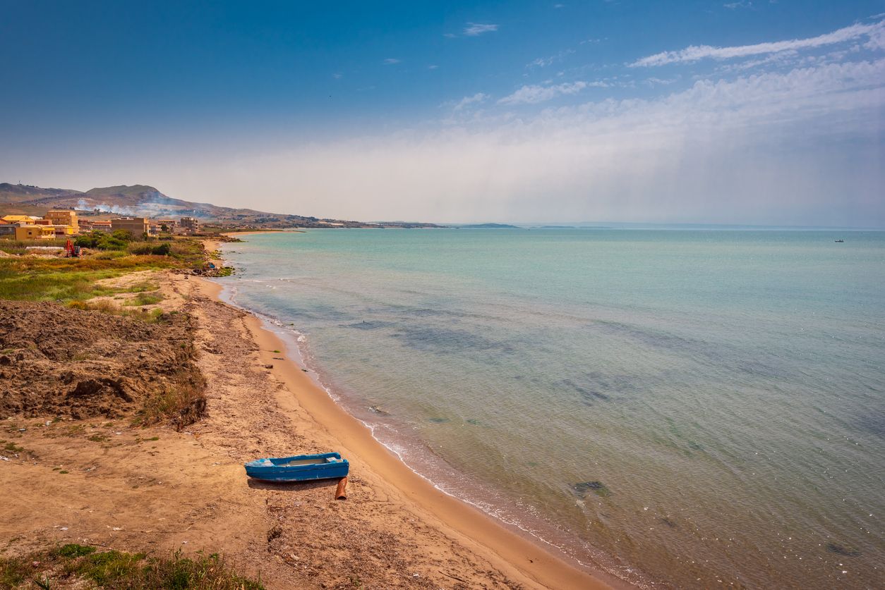 Panorama del Mar Mediterráneo en Licata, Agrigento