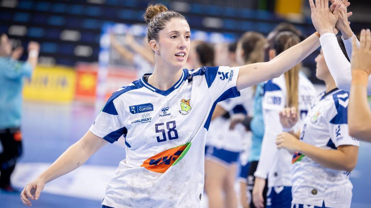 Claudia Juan, durante un partido con el KH-7 Granollers.