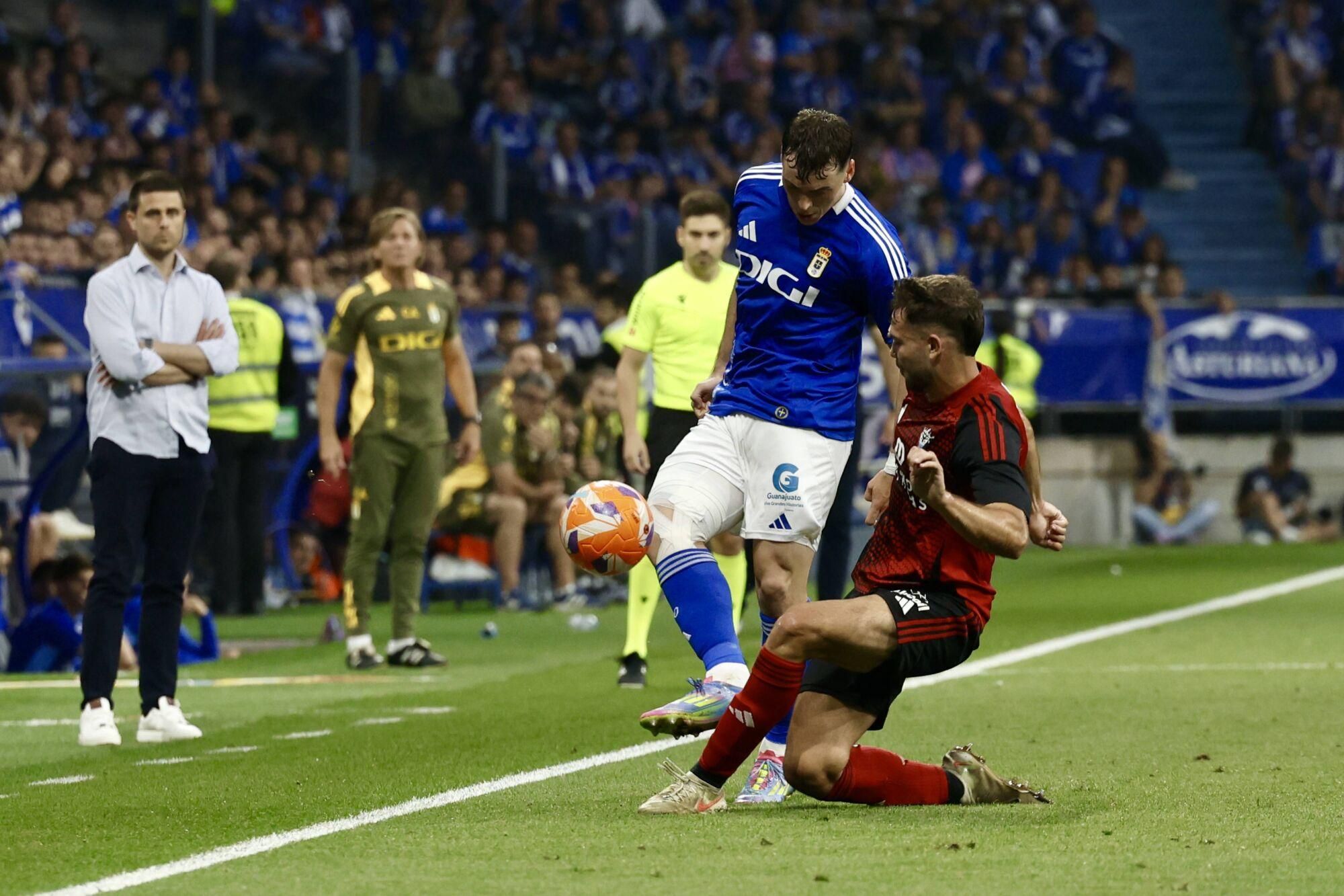 Así se vivió en el Carlos Tartiere la noche del ascenso del Oviedo a Primera División 24 años después