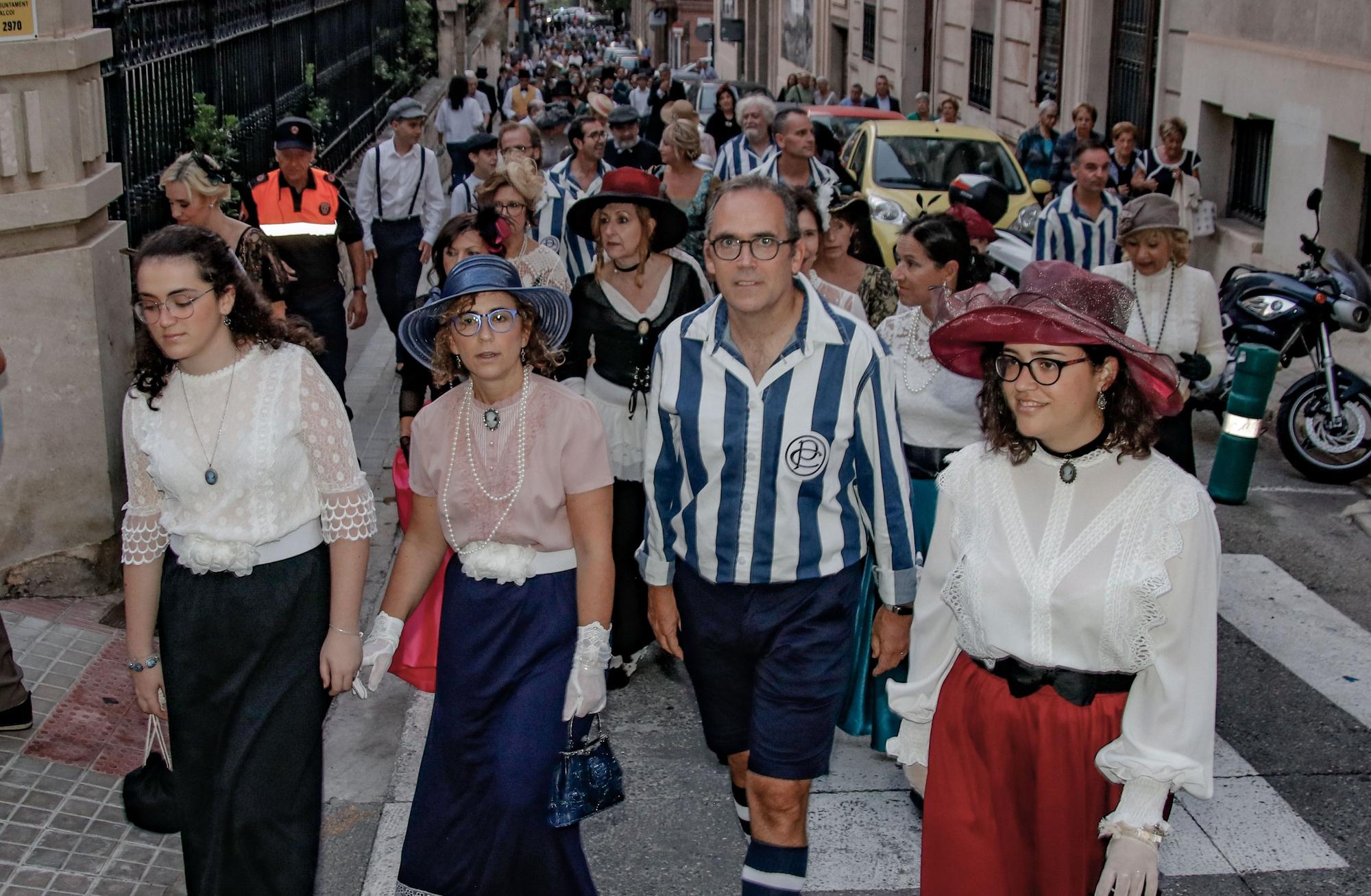 Alcoy revive la época de su gran despertar