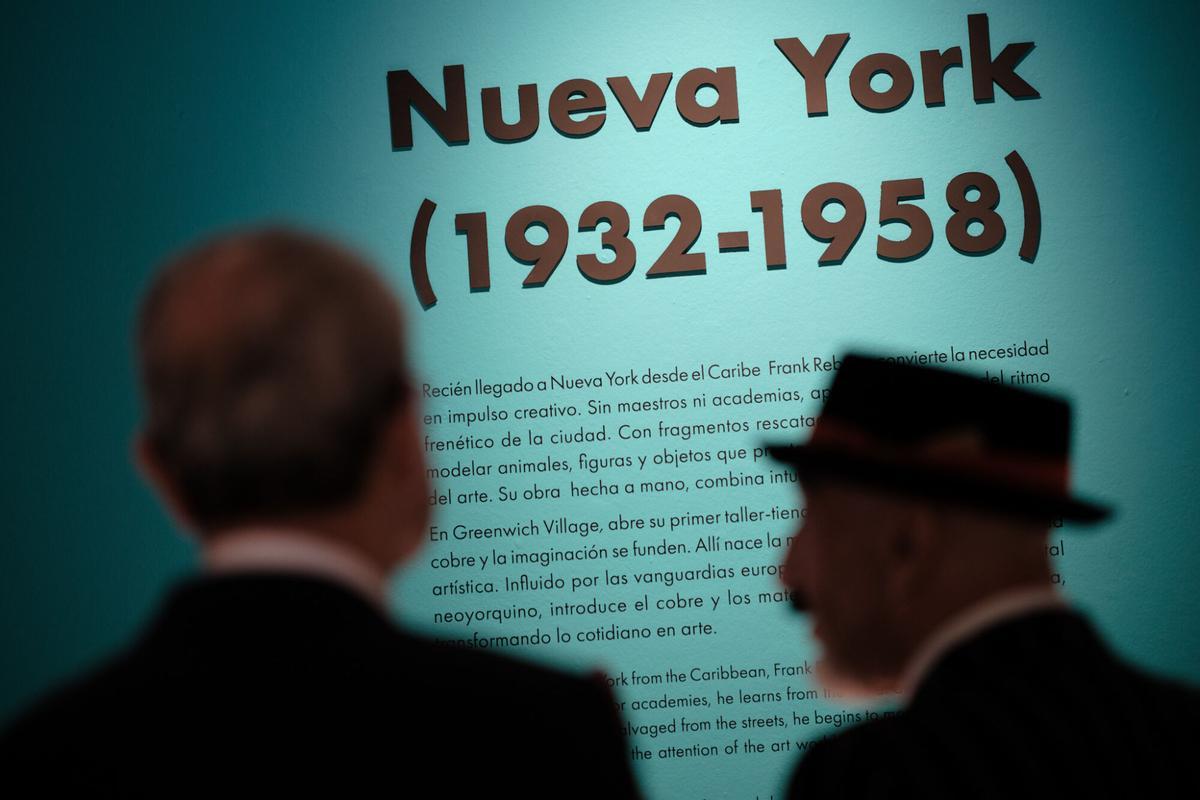 La exposición 'Del óvulo al origen. Un viaje a la inversa', de Frank Rebajes en el MUCAC La Coracha