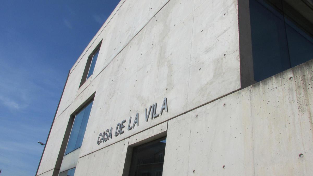 Façana de l'ajuntament de Sant Fruitós