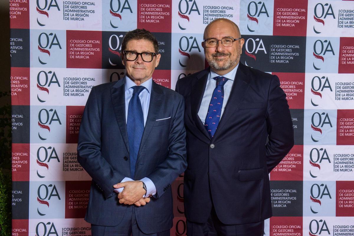 El presidente junto a José Luis Marcos Canalejo, vicesecretario General de Croem.