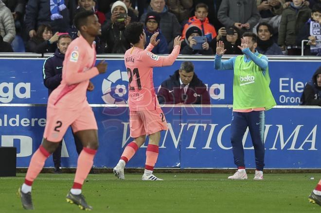 Las imágenes del partido entre Alavés y FC Barcelona de la jornada 34 de La Liga Santander disputado en Mendizorroza.