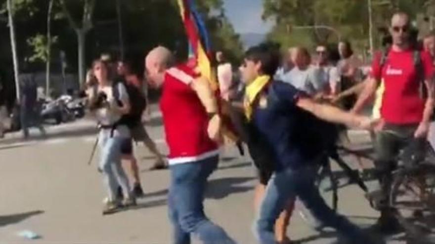 Moment de l&#039;agressió, dissabte passat a Barcelona