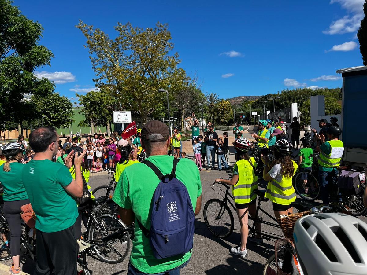 Así ha sido la ''Bicicletada' reivindicativa por Les Valls.