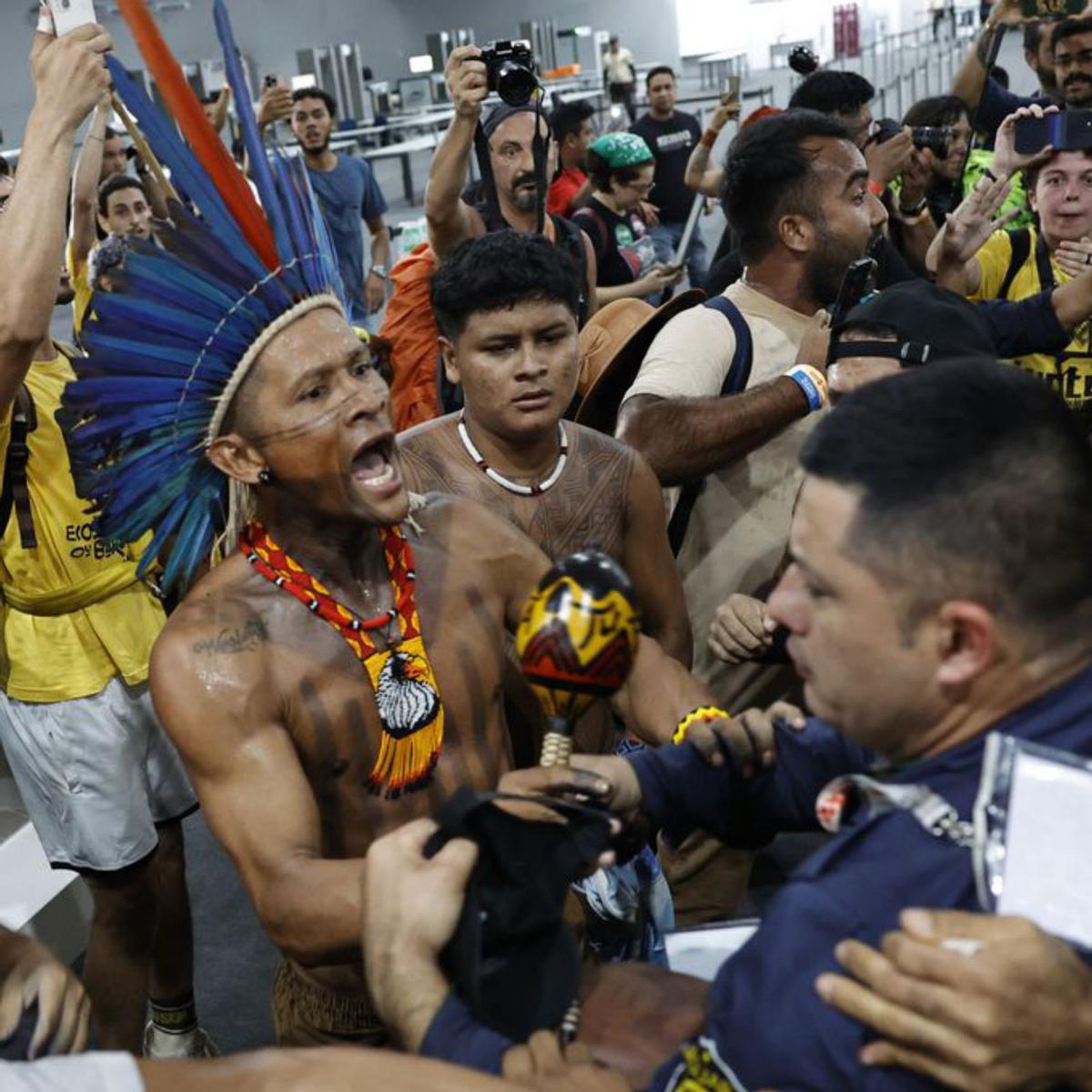 La cimera accelera la recerca de "solucions" pràctiques