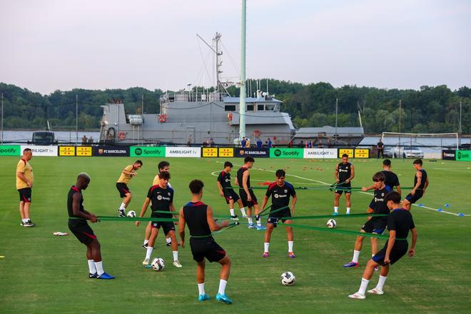 Así ha sido el entrenamiento del Barça en la Base Naval de la Marina de Annapolis para preparar el clásico