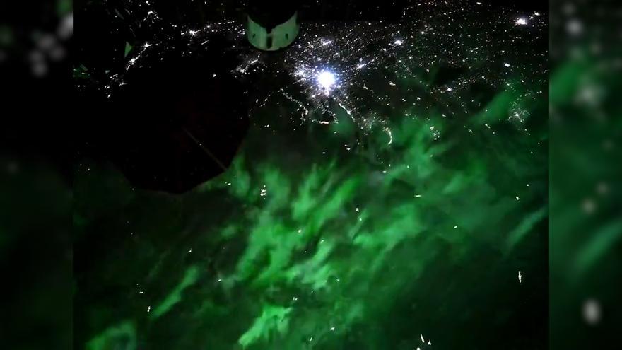 Así se ve una aurora boreal desde el espacio