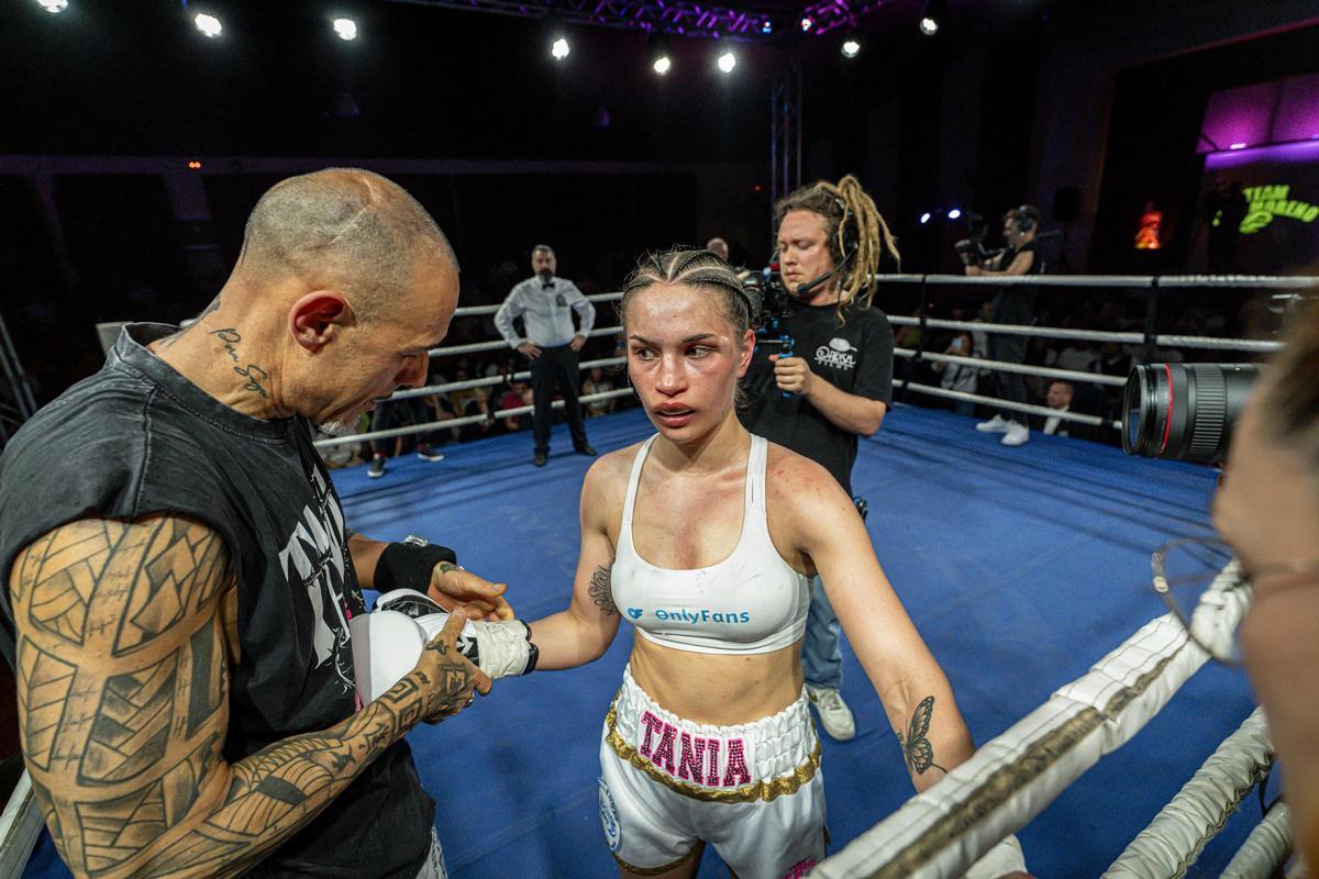 Tania Álvarez gana el campeonato europeo de boxeo en la categoría de peso super gallo.