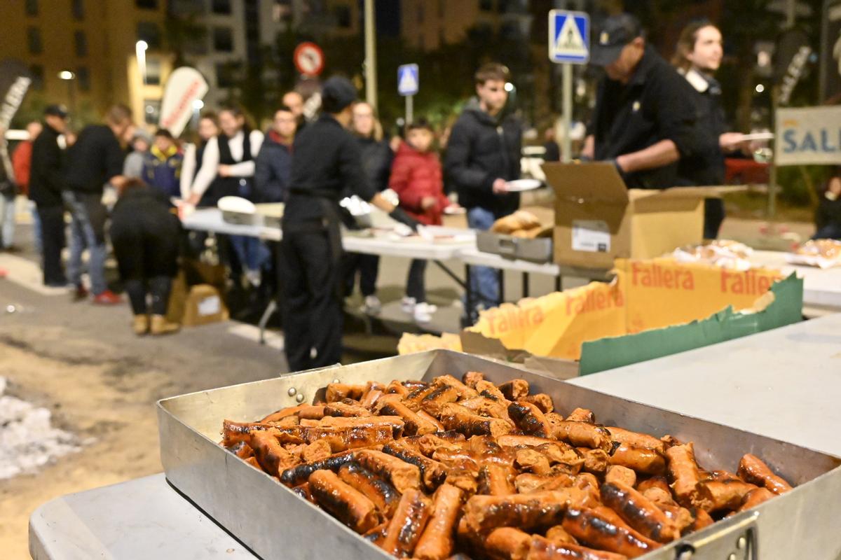 Galería de fotos: Barbacoa popular de la Magdalena 2024