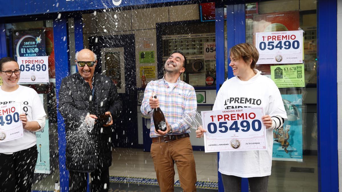 Asturias se lleva más de 150 millones de euros en el sorteo la Lotería de Navidad: la mayor parte para un club de atletismo de Mieres.