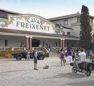 El consejo de Freixenet estudiará el traslado de su sede social fuera de Catalunya