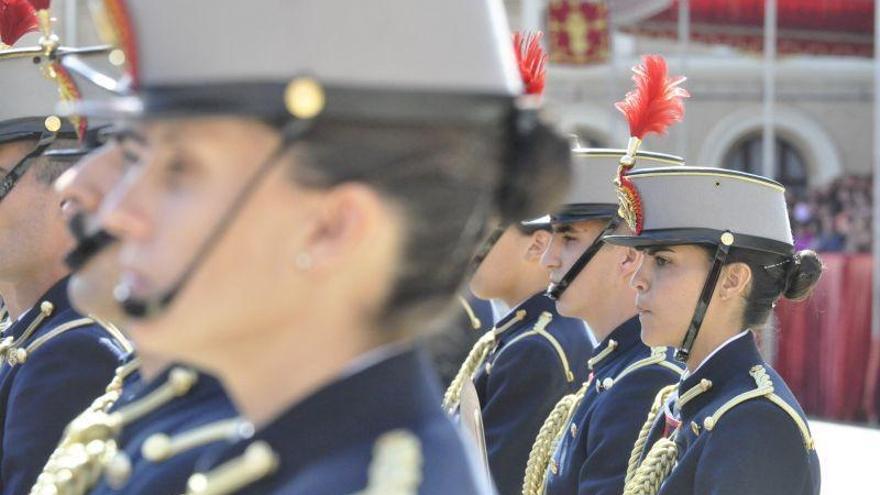 La Academia General Militar envía a sus cadetes a casa