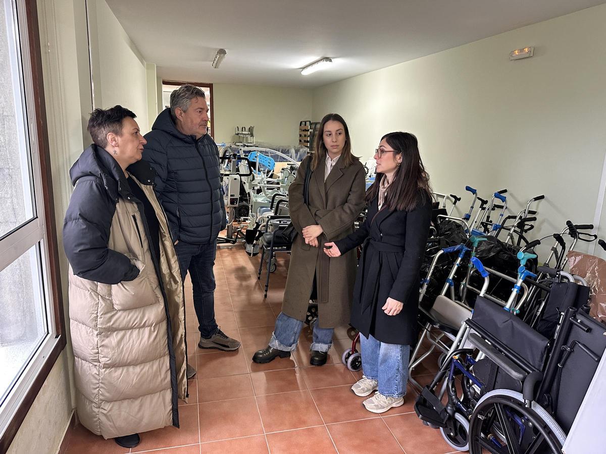 La visita de este jueves de la concejala Marta Figueroa al Banco solidario