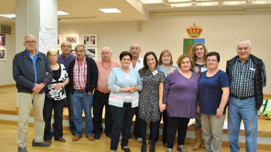 Participantes y monitoras de los talleres.