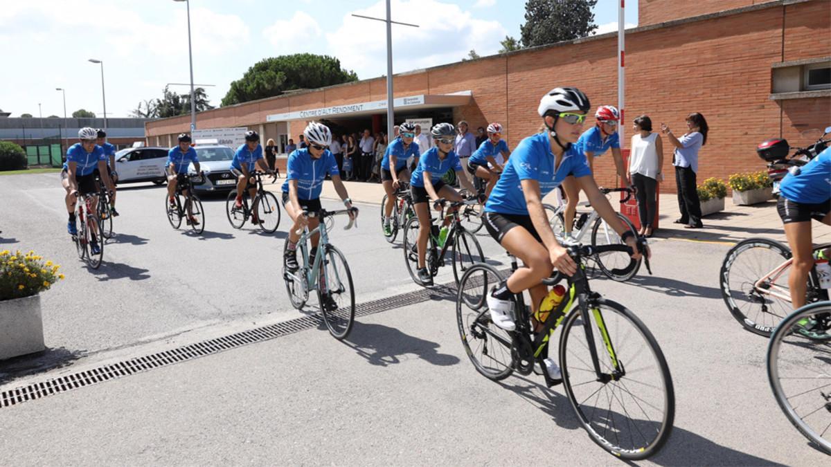 El equipo español de triatlón ensayó con la seguridad de esta iniciativa de Hyundai