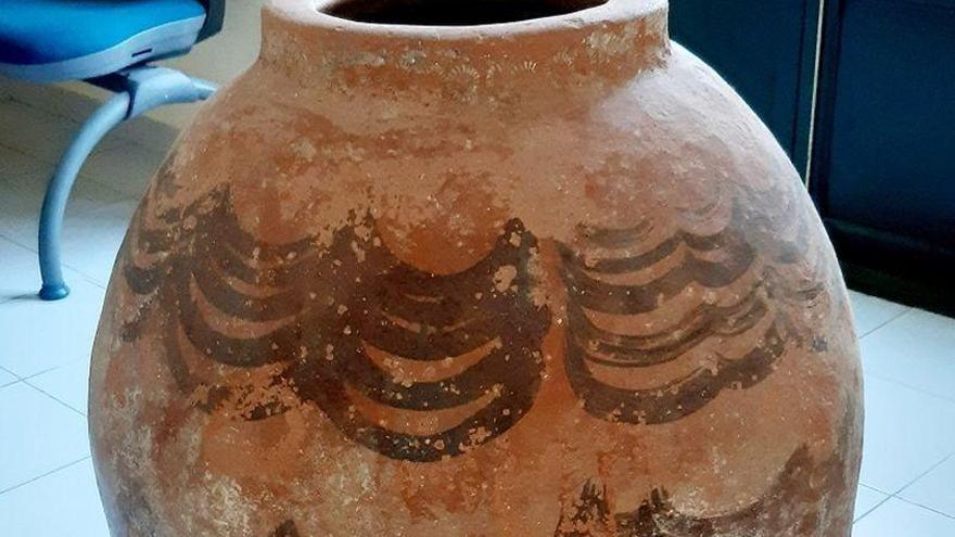 La Policía de la Generalitat valenciana devuelve a Teruel cerámicas romanas y medievales que fueron expoliadas