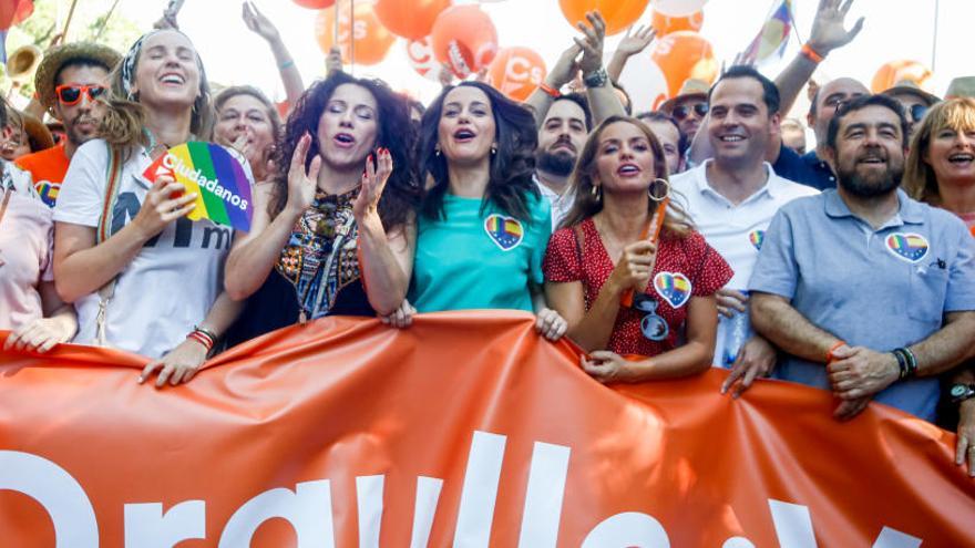 Miembros de Cs, el día del Orgullo LGTBI en Madrid.