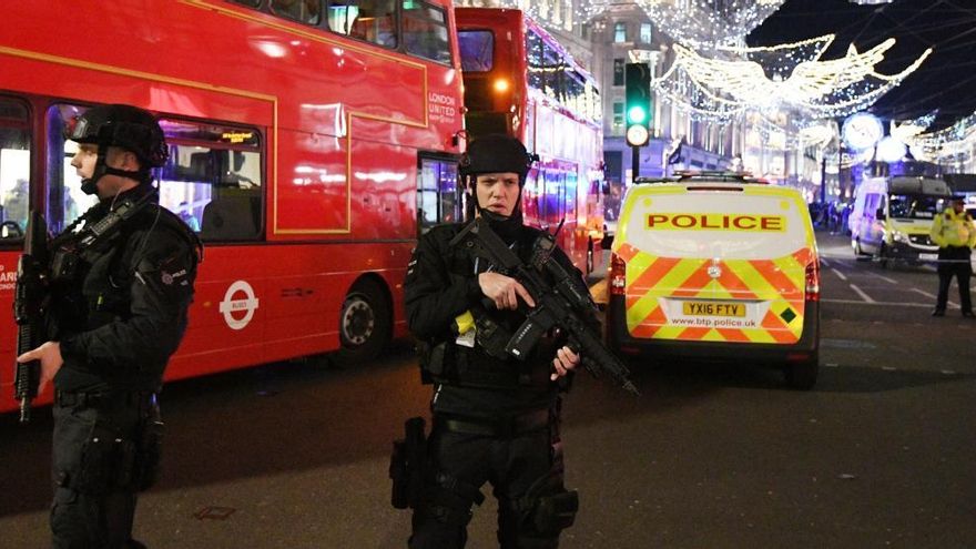 Asesinan a puñaladas a un joven español en Londres