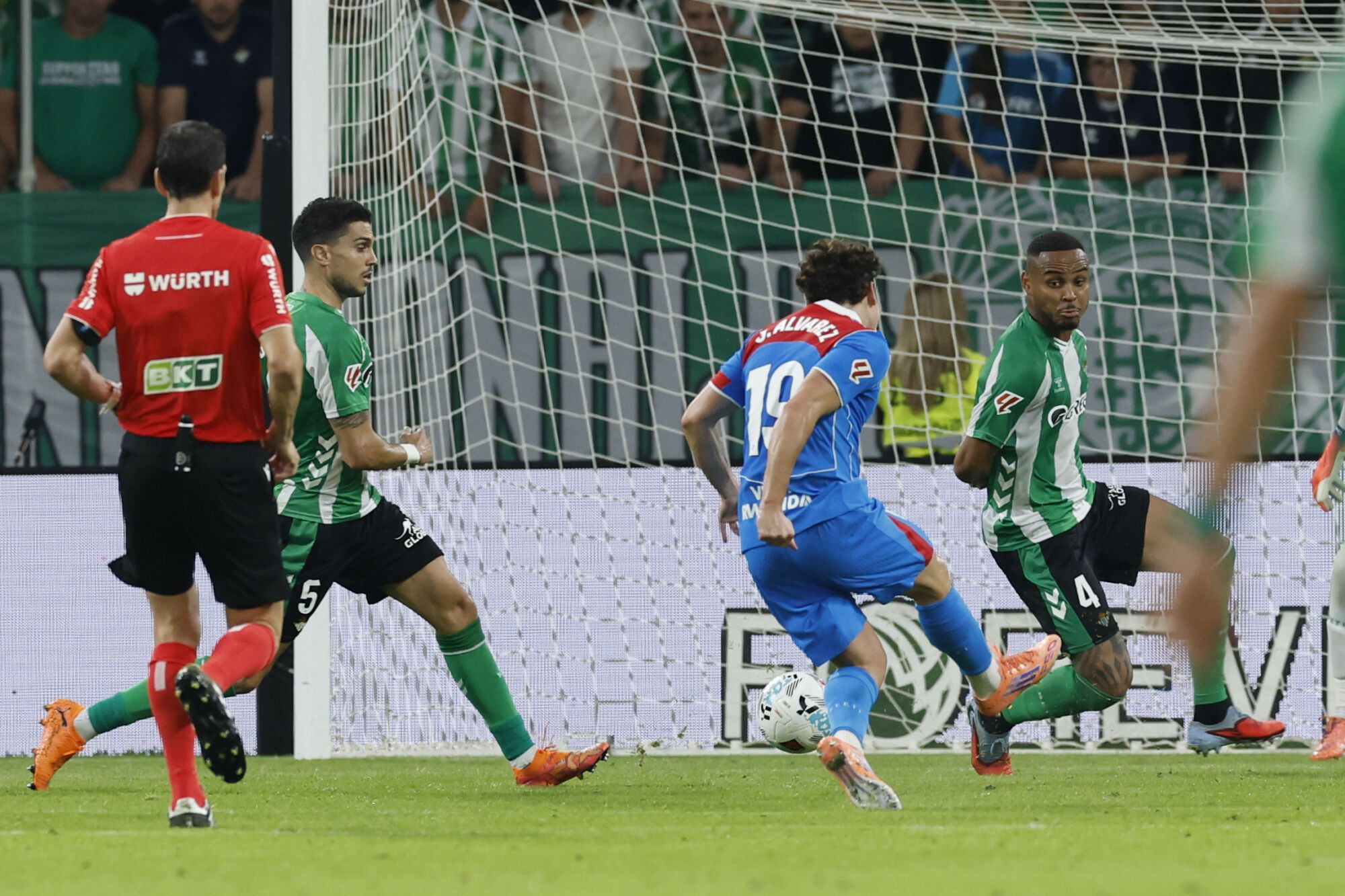 LaLiga: Betis - Atlético de Madrid, en directo.