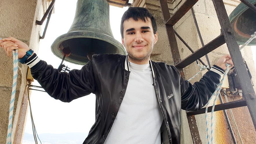 Mateo Vázquez, campanero de la Concatedral de Vigo y uno de los más jóvenes de Galicia