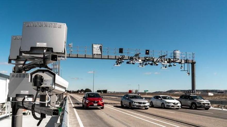 Indra acelera la llegada del vehículo conectado: así se prepara la movilidad del futuro