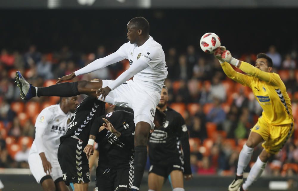 Valencia CF - SD Ebro, en imágenes