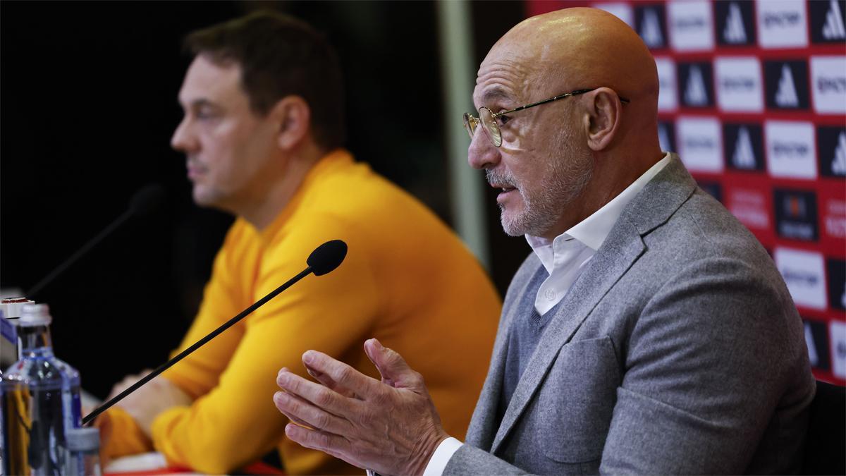 Luis de la Fuente, en la rueda de prensa de Las Rozas