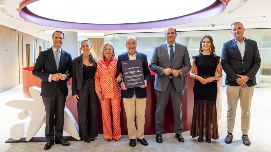 Juan Miguel Sanjuán, galardonado con el Premio de Filantropía de CaixaBank Wealth Management en Canarias