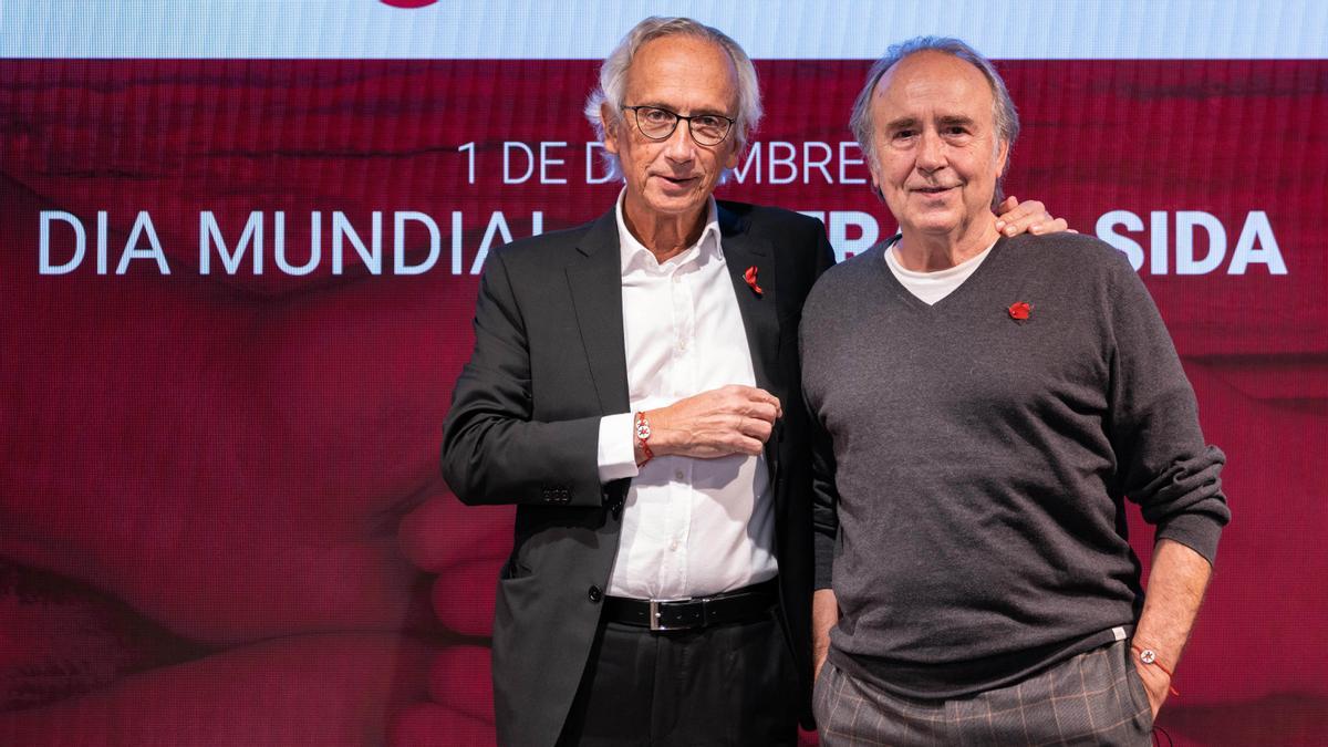Canelons i fuet per a Joan Manel Serrat Canelons i fuet per a Joan Manel Serrat