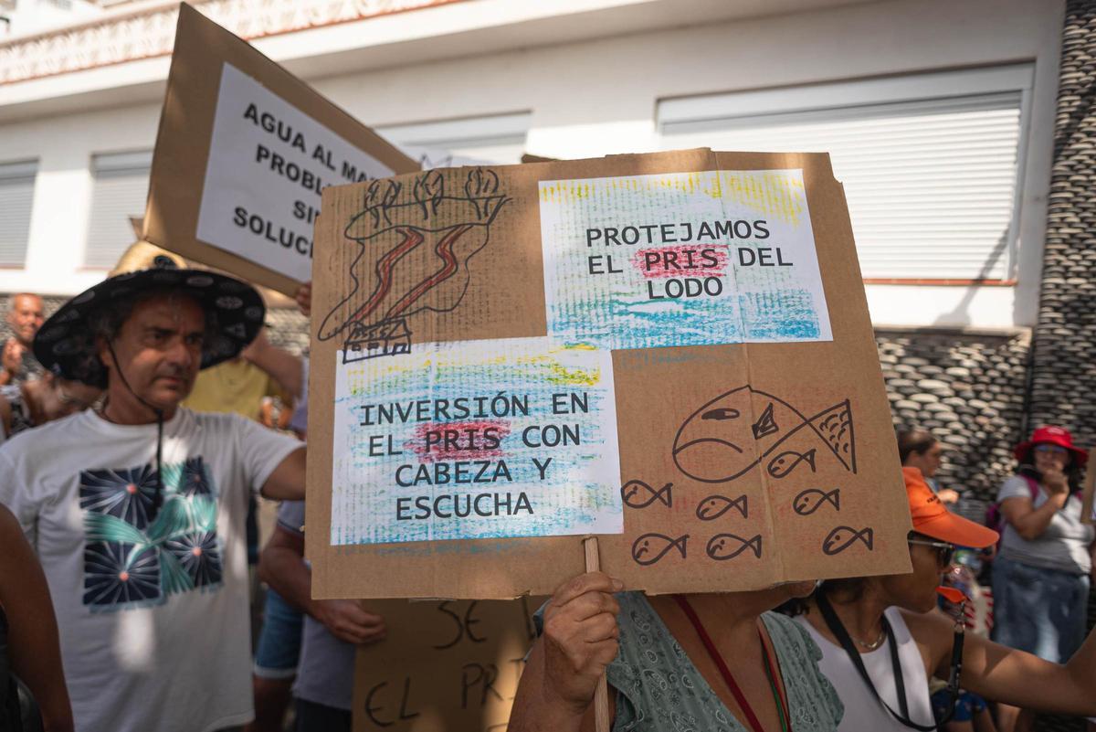 Los vecinos de El Pris se manifiestan