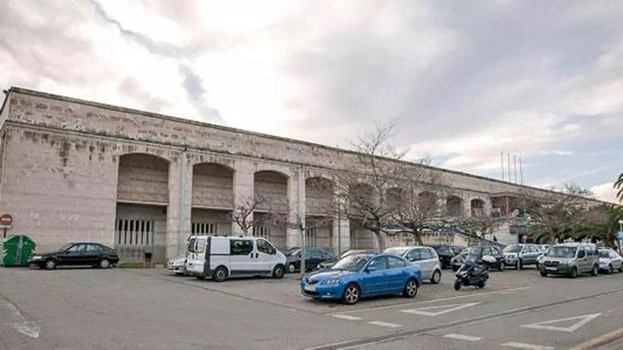 Wegen Umbauarbeiten: Hallenbad Germans Escalas in Palma macht zu