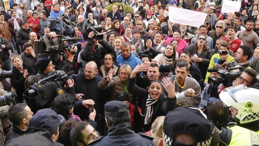 Uno de los fallecidos por una intoxicación alimentaria en Alcalá de Guadaira (Sevilla) era de Azuaga