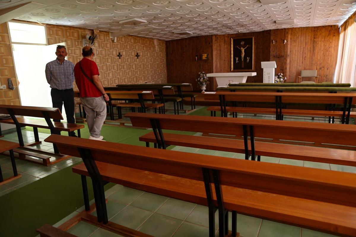 Interior de la capilla, que todavía está operativa