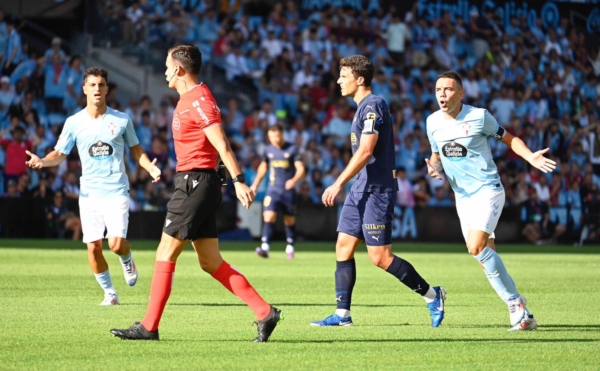 Las mejores fotografías del estreno liguero con victoria del Celta ante el Alavés
