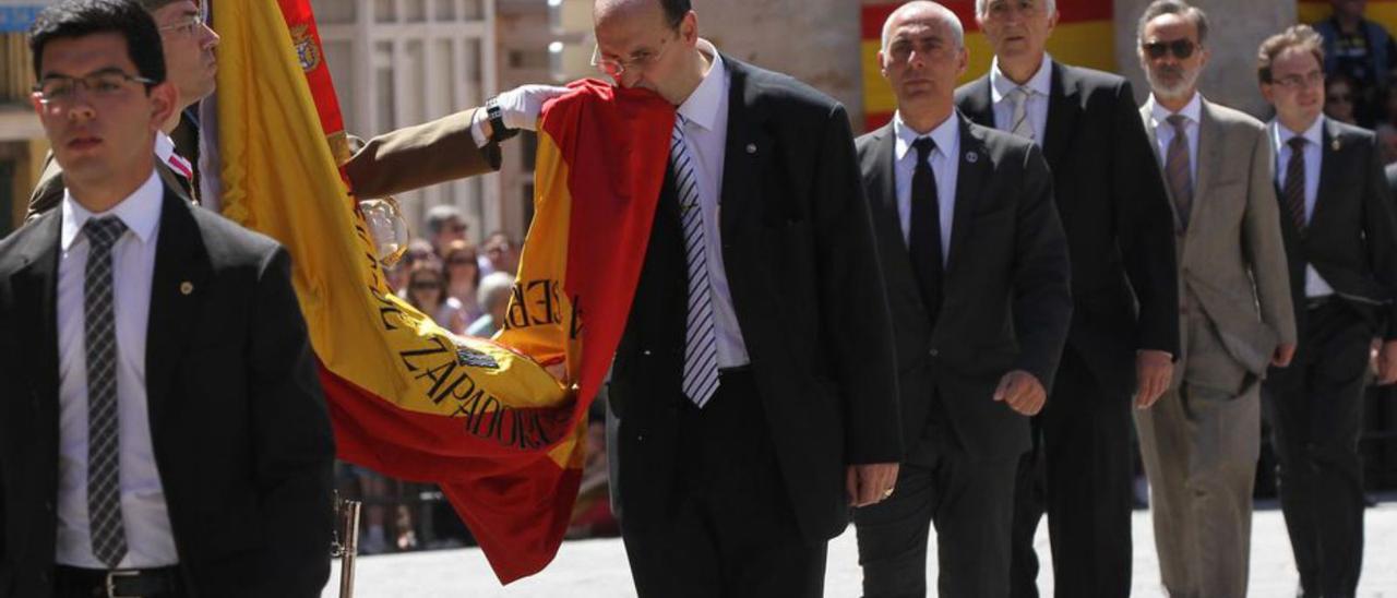 Una jura de bandera civil celebrada en Zamora. | Emilio Fraile