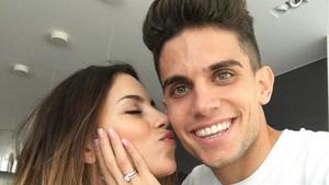 Marc Bartra y Melissa Jiménez.