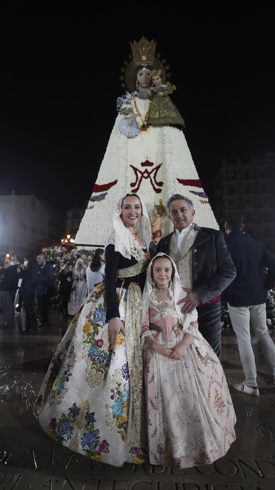 Búscate en el segundo día de Ofrenda en la calle de la Paz (de 22.00 a 23.00 horas)