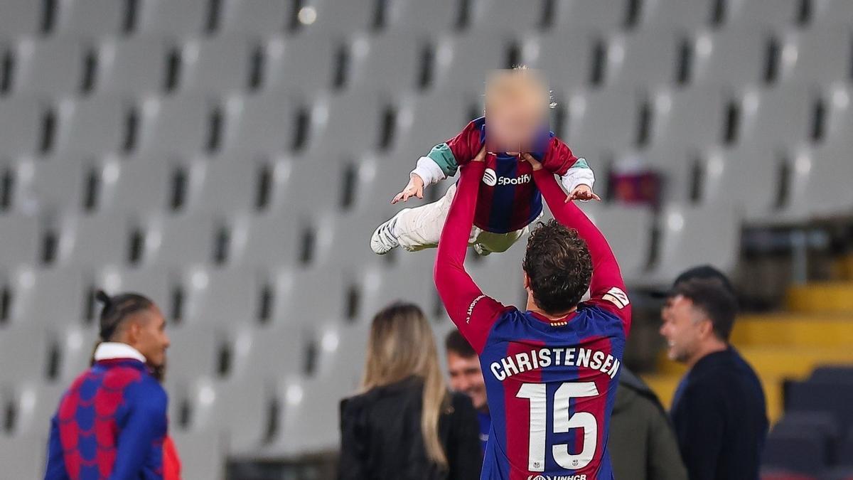 Christensen pasó buenos momentos tras el partido frente al Rayo Vallecano