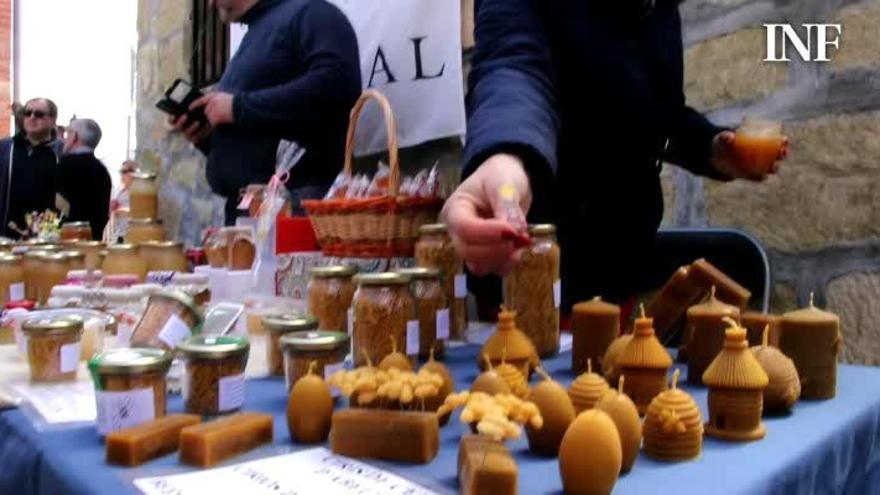 Benilloba vive su tradicional "Mercat de Divendres Sant"