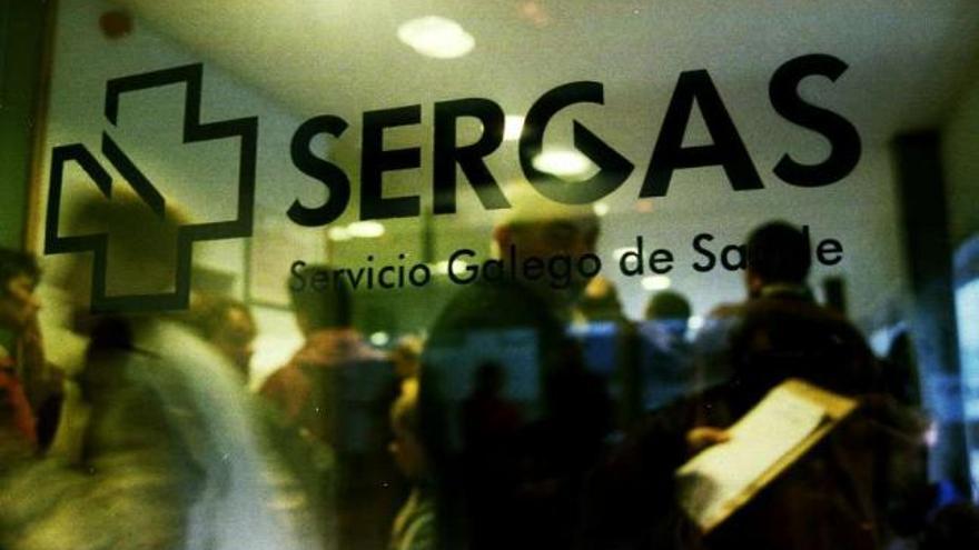 Sanidade invertirá el ahorro en fármacos en abrir 15 ambulatorios