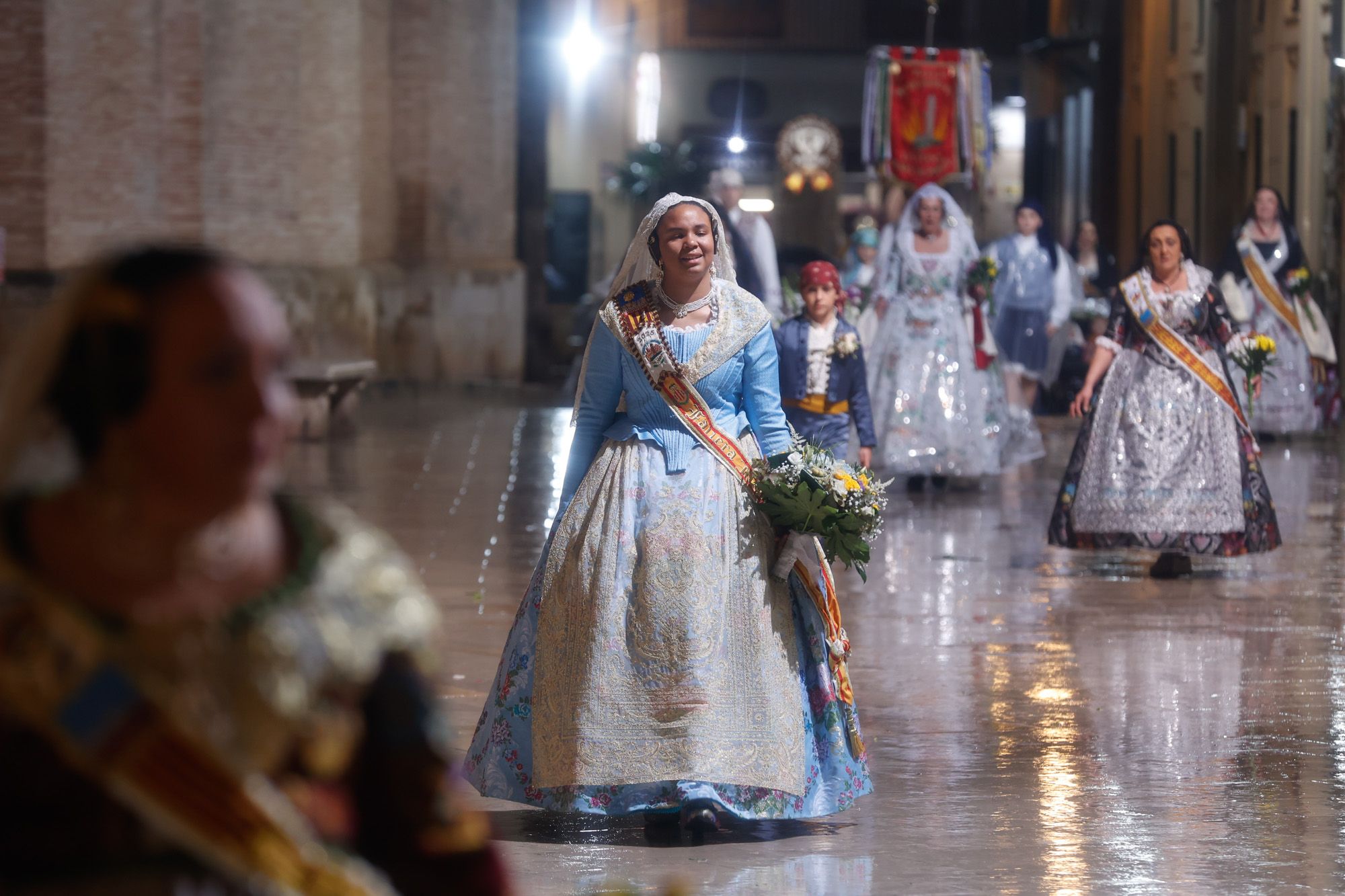 Falleras Mayores en la Ofrenda 2025. Día 18 (2/3)