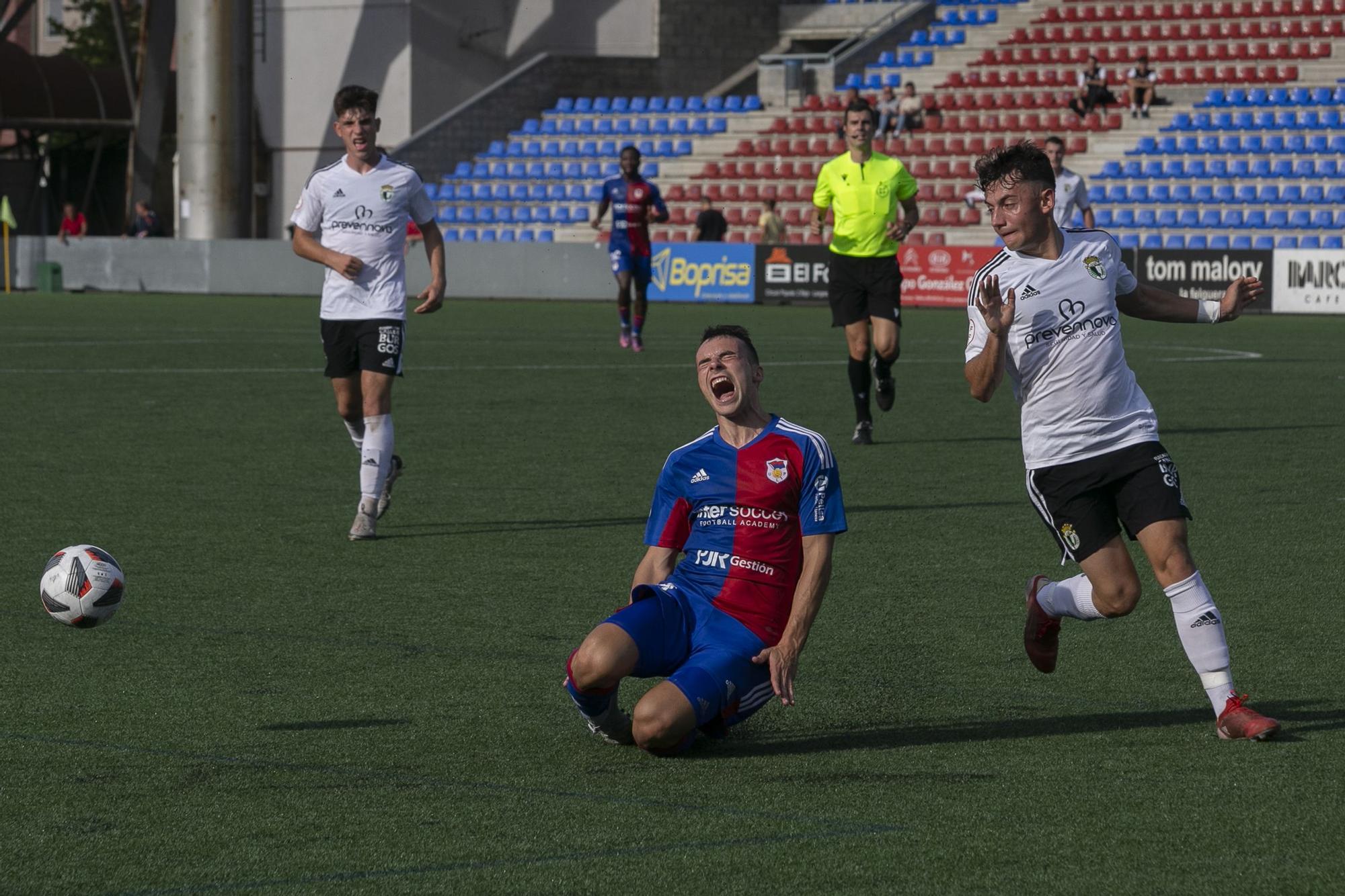 Todas las imágenes de la jornada de domingo de los asturianos en Segunda RFEF