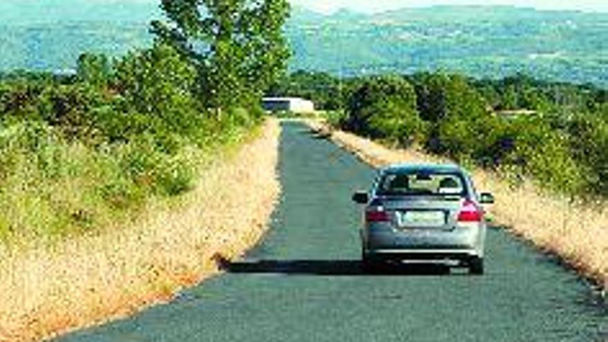 Vista de la carretera en la que ocurrió el accidente.  / jesús regal